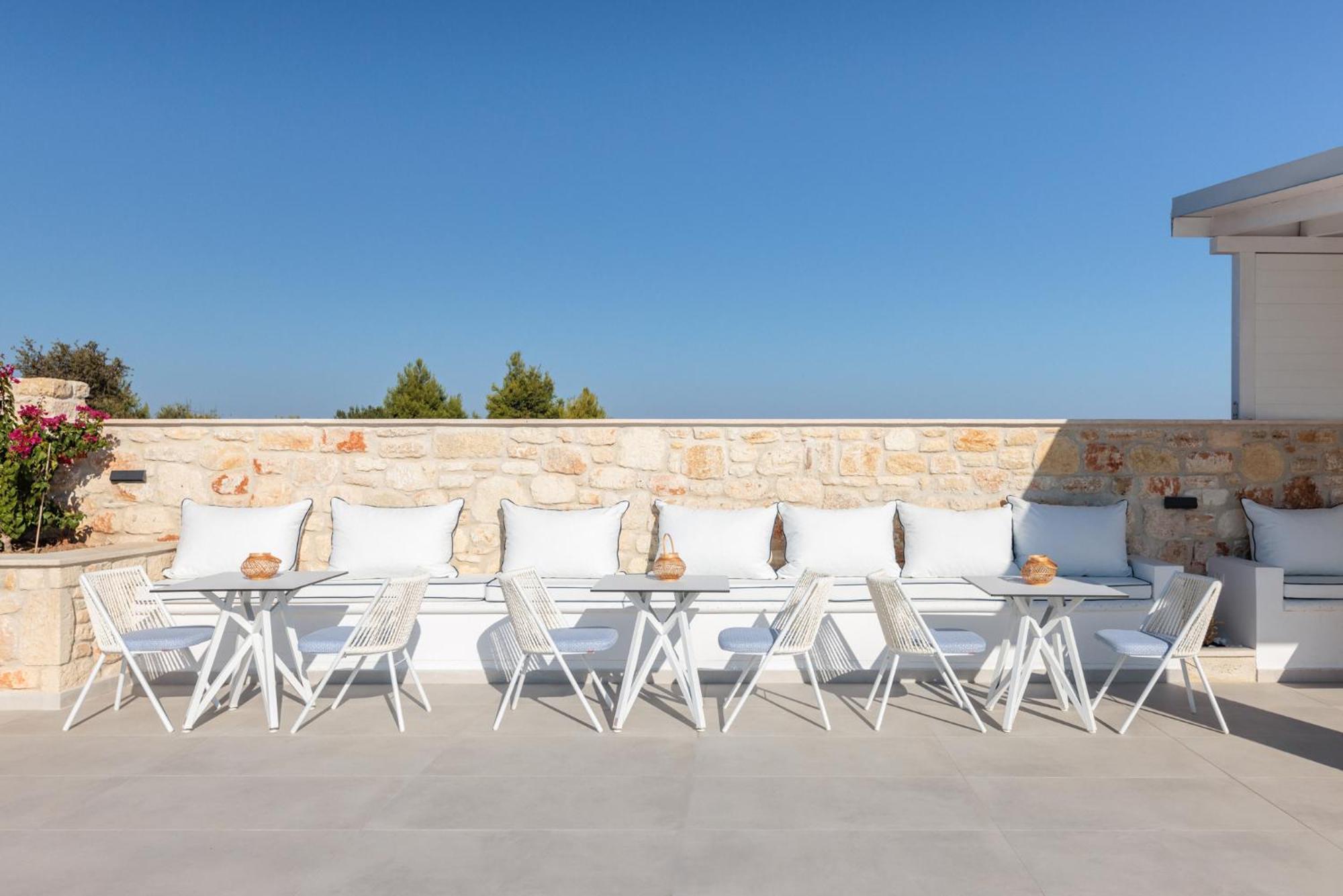 Anna Mare Luxury Apartments Áfitos Exterior foto