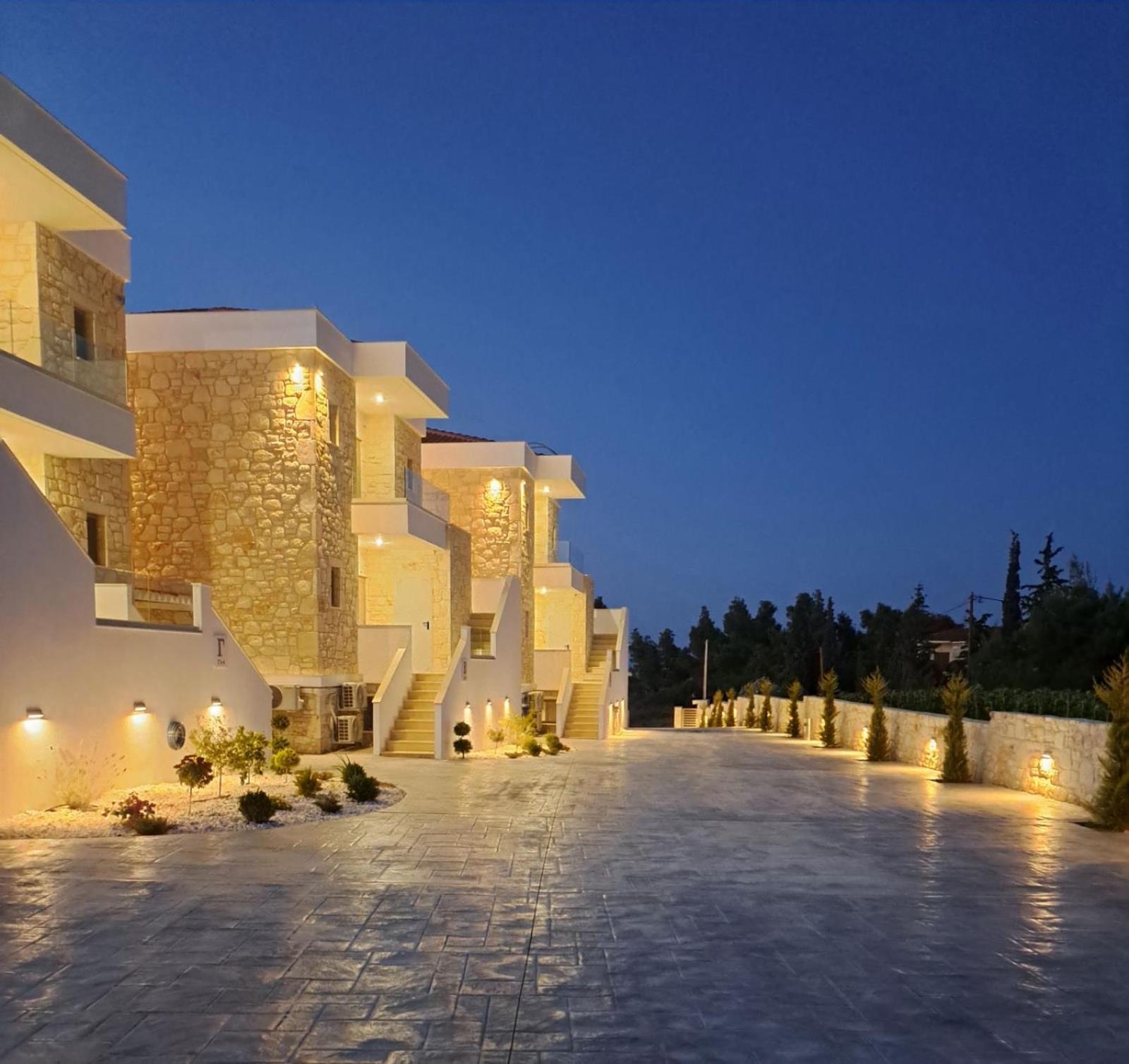 Anna Mare Luxury Apartments Áfitos Exterior foto
