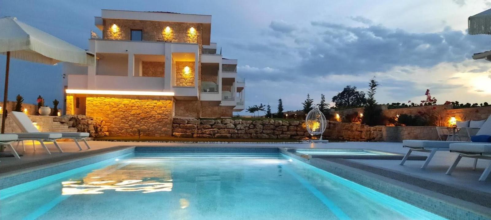 Anna Mare Luxury Apartments Áfitos Exterior foto